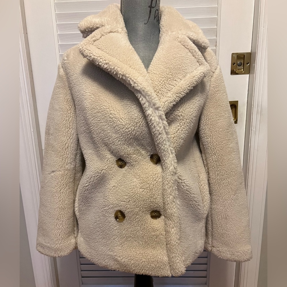 Coat - Picture 2 of 4